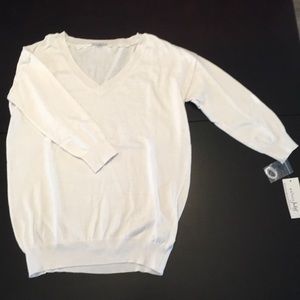 3/4 sleeve v neck sweater